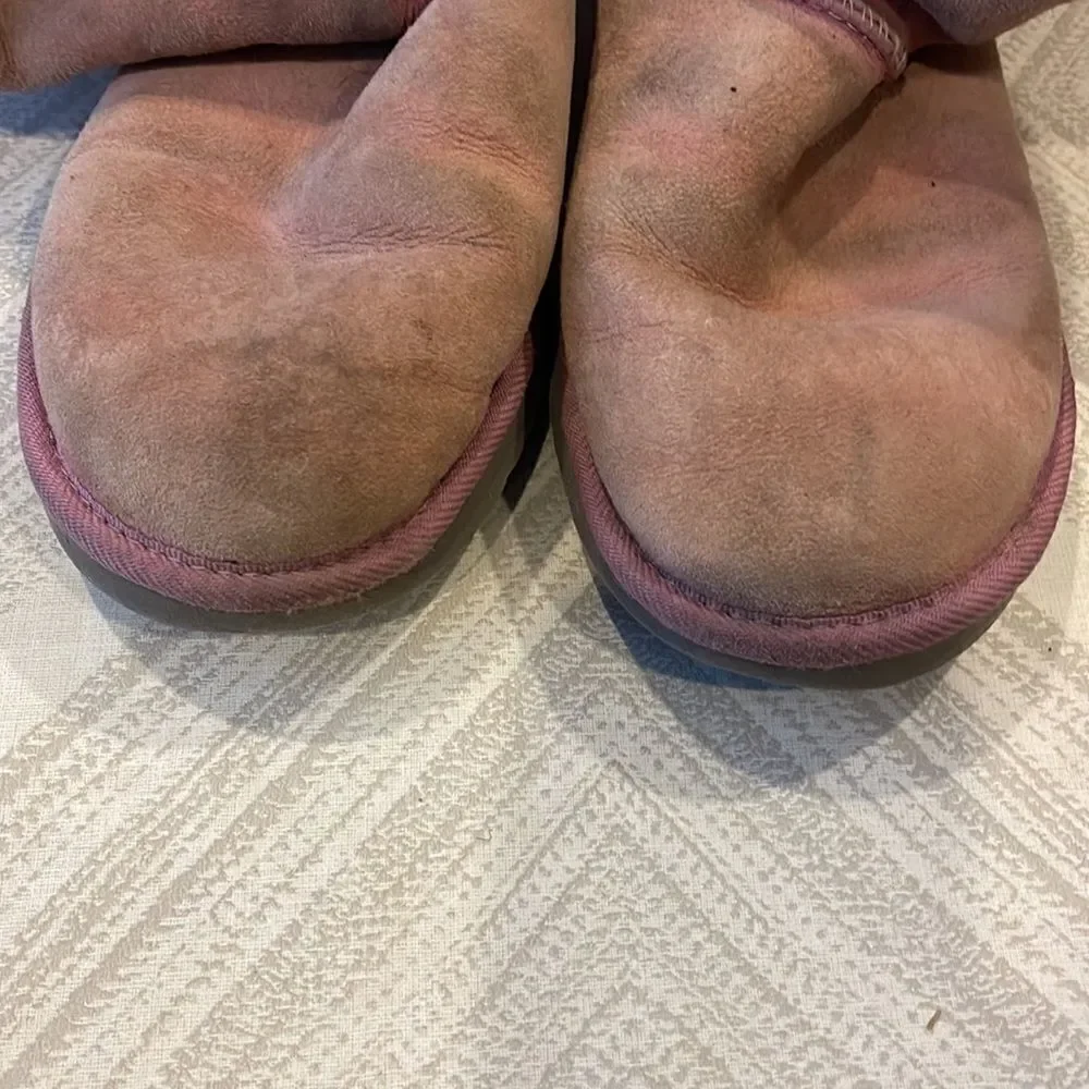 Ugg Women’s Pink Ankel Length Boots Size 7